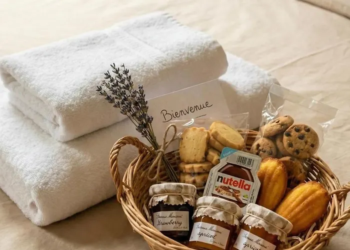 アパート Bois Emeraude エクスレバン